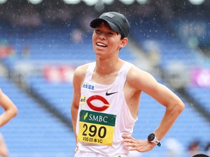 サッカー - 横浜F・マリノス大津祐樹が大学サッカー部員をサポート