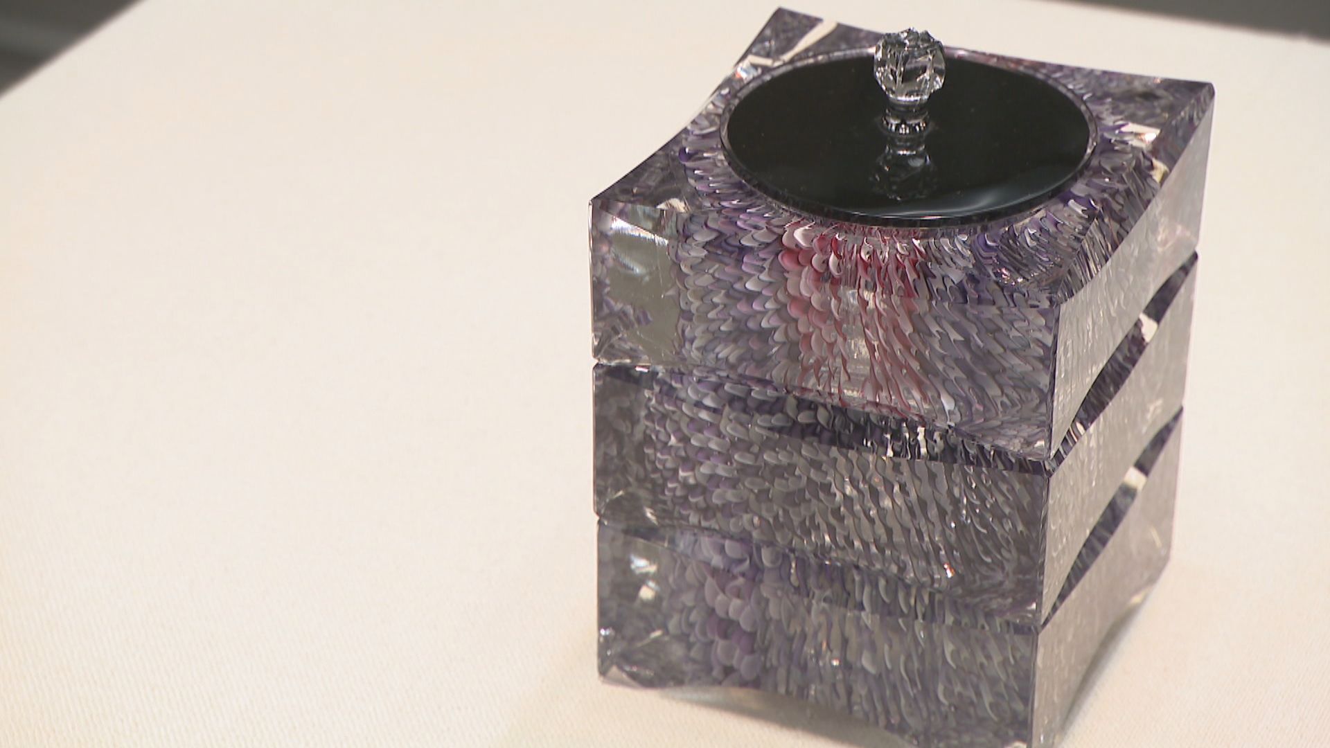 新春恒例 伝統工芸品展 全国の陶芸や漆芸など 香川 | KSBニュース