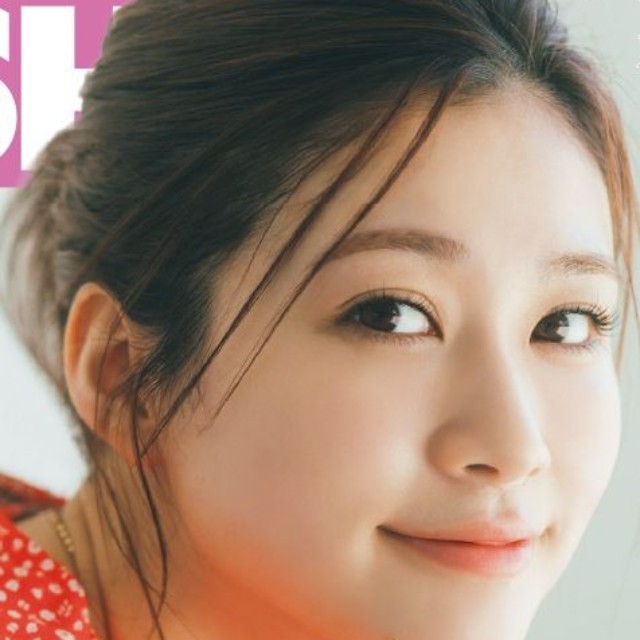 「週刊FLASH」3月10日発売号表紙を飾った生見愛瑠(C)光文社／週刊FLASH