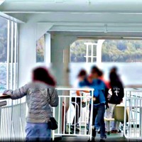 荒波に激しく揺れる「おがさわら丸」（画像提供：白衣鉄道さん）