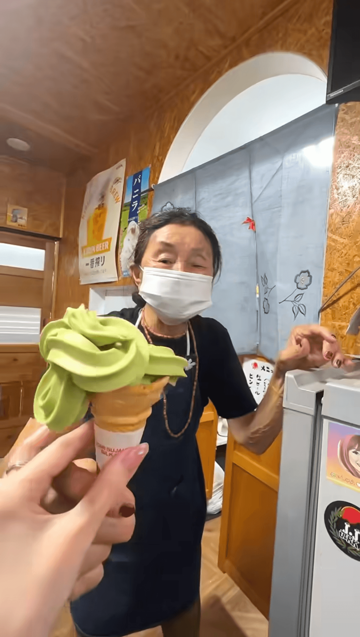 できあがったのは芸術的なソフトクリーム！／たべ めぐみさん（@tabe_megumi）提供