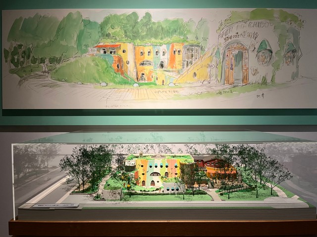 三鷹の森ジブリ美術館の構想スケッチと模型＝神戸市立博物館