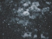 気温は氷点下。雪の上に崩れ落ちたとき、あのお兄さんのことを想った