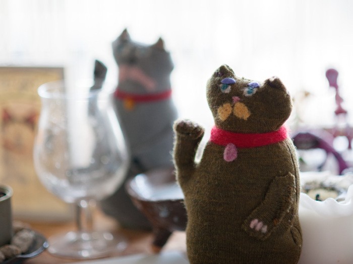 「父さんが作った人形さ」（小林写函撮影）