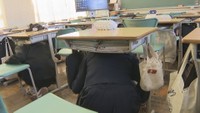 中学校で弾道ミサイルを想定した訓練　 「戦争に向けた準備」として教員らによる抗議活動も　高松市