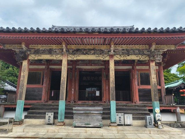屋島寺の本堂（提供：香川県）