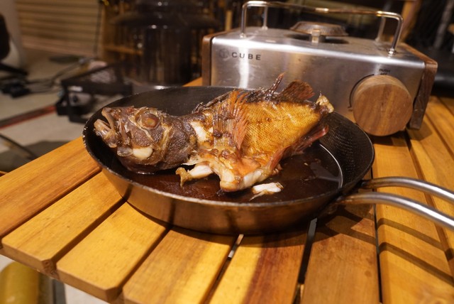 釣れたカサゴは25cmほど。煮付けにして美味しくいただいた／Oi Ryojiさん（@ryoji.oi）提供