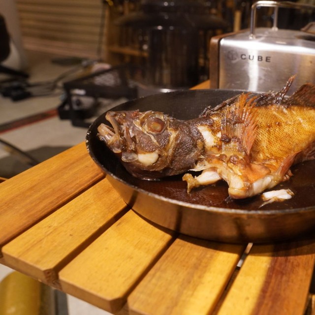 釣れたカサゴは25cmほど。煮付けにして美味しくいただいた／Oi Ryojiさん（@ryoji.oi）提供