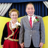 夫婦漫才コンビの宮川大助・花子（2017年撮影）