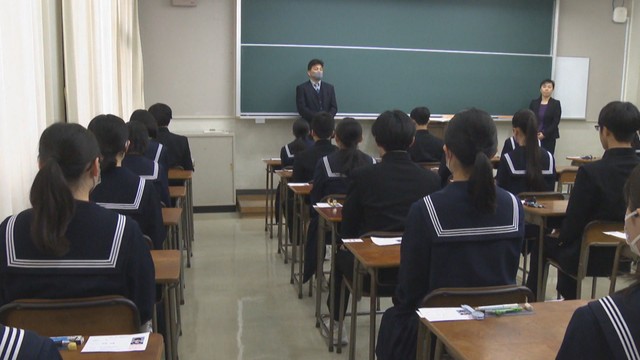 香川県の公立高校一般入試　平均倍率は1.02倍　前年度から下がる