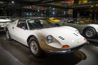 非常に美しいボディが魅力のフェラーリ　ディーノ246