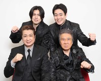 （前列左から）山川豊、鳥羽一郎、（後列同）木村竜蔵、木村徹二