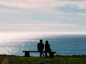 失恋以外にも辛い恋があった。進展しない職場恋愛への悩みを考える