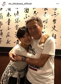 菊川怜（左）と小倉智昭さん　菊川怜のインスタグラム（＠rei_kikukawa_official）より＝2024年12月10日投稿