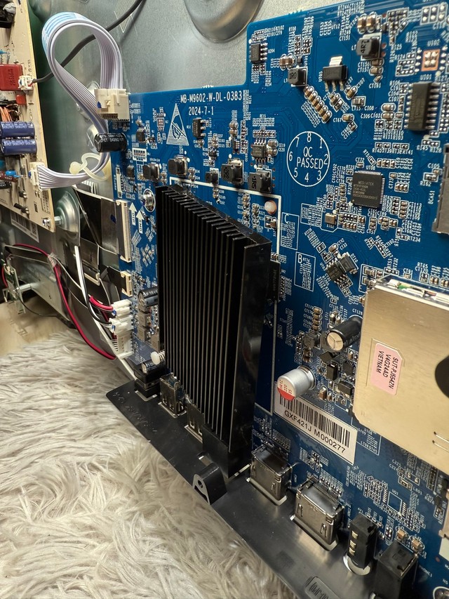 故障の原因は「ヒートシンク（放熱器）」が外れていただけ（提供：パソコン病院さん）