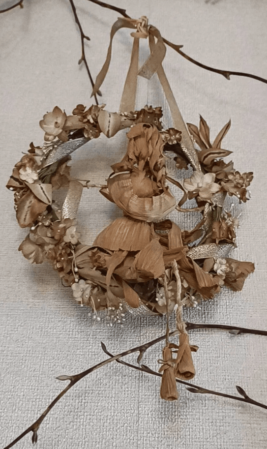 40年前に制作されたもの 色合いが変わり、味わい深い　画像提供：木村拓子のとうもろこし人形