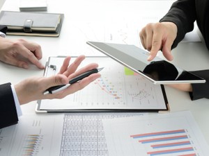 資産と負債をまとめた「財産目録」とは　遺産分割協議で必要な手続きを解説