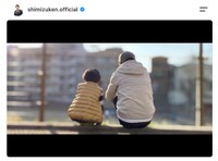 フリーアナウンサー清水健さんの公式インスタグラムから