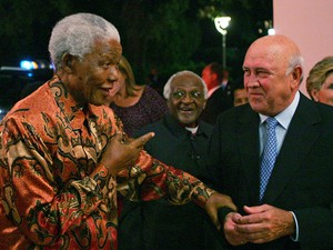 私がマンデラに学んだ、政治家の言葉の重さ　説明しない日本の政権は不信任に値する