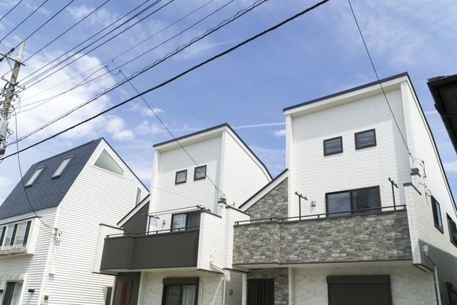 首都圏における「新築狭小戸建」は2020年から増加傾向　※画像はイメージです（oka/stock.adobe.com）