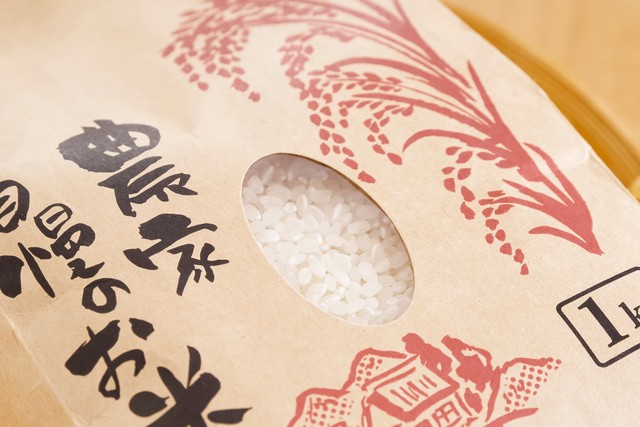 袋に入った米　※この画像はイメージです　（琢也 栂/stock.adobe.com）