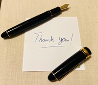 運命の出会いをした「カスタム742」左利きでも滑らかに書ける／Ollie Barderさん（@Cacophanus）提供