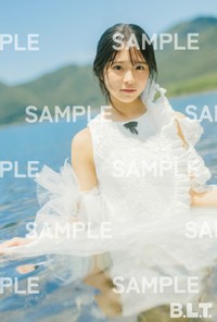「B.L.T.2026年10月号」セブンネットショッピング購入特典ポストカード【牧戸愛茉（AKB48 21期研究生）】