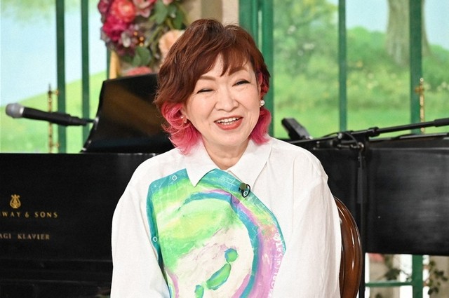 「令和7年度芸術選奨文部科学大臣賞」を受賞した清水ミチコさん