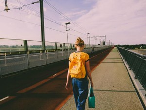 大学最後の夏に進み始めた、日本語教師への夢と彼との関係