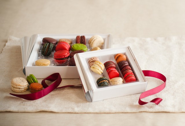退職日に菓子折りは必要？　※写真はイメージ（Michael Marquand/stock.adobe.com）