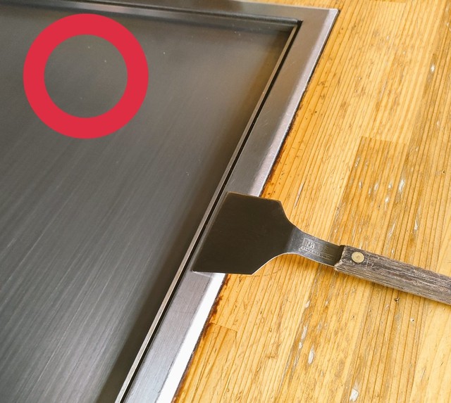 ヘラの置き方OK例／広島お好み焼 ちんちくりん【公式】さん（@chinchikurink2s）提供