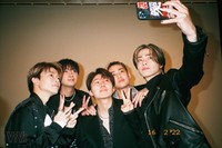 「まるごと1冊コムドット」（講談社）を発売が決まった人気ユーチューバー・コムドット