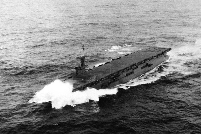 ニチモ 30cm外国艦 アメリカ海軍航空母艦 カールビンソン 写真】アメリカの空母：朝日新聞GLOBE＋