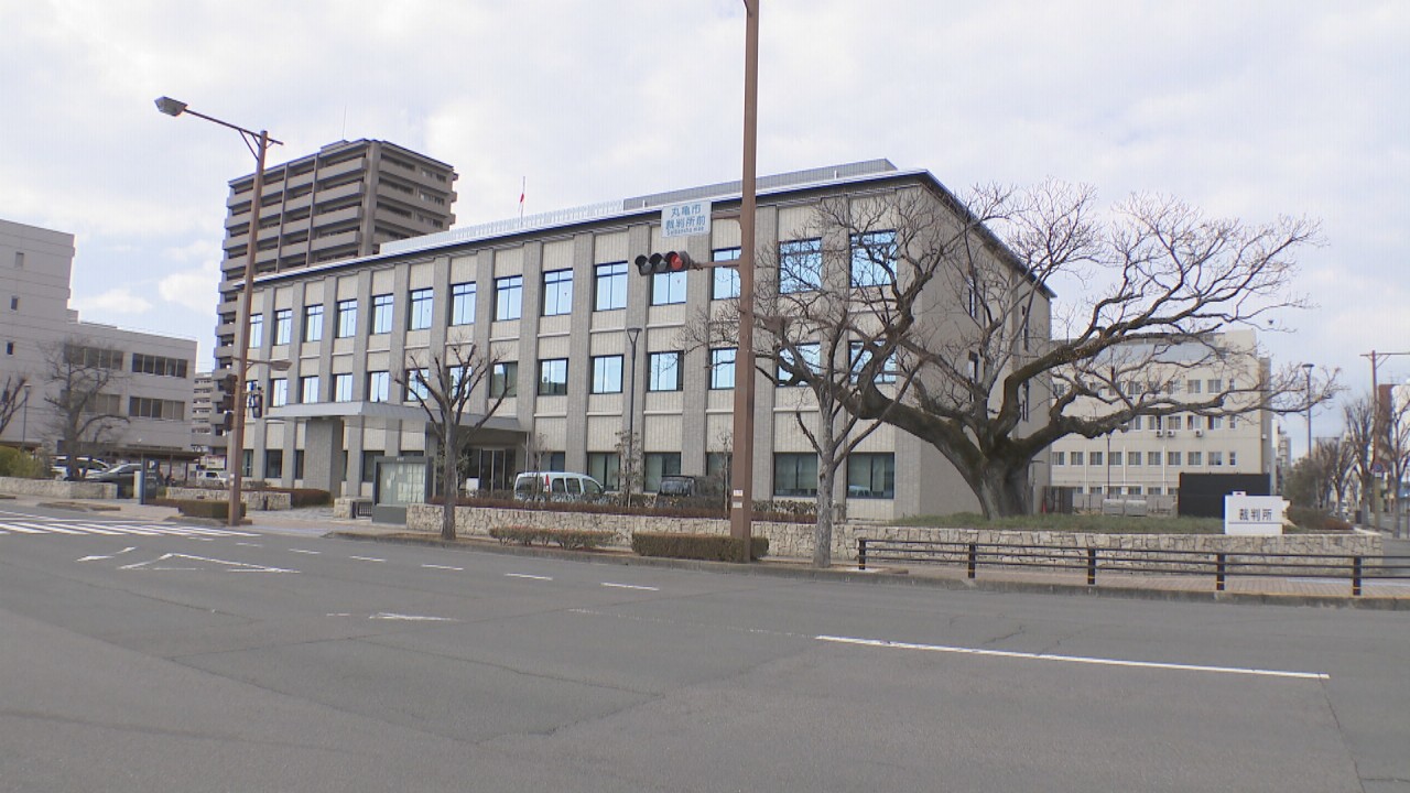 【速報】元小学校教諭が児童にわいせつなどをした罪　男に懲役2年の実刑判決　高松地裁丸亀支部