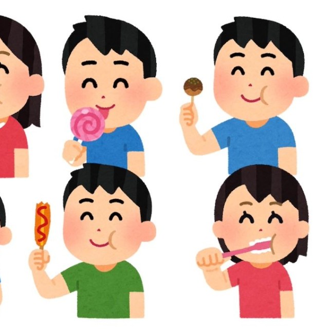 綿菓子だけじゃなく、棒付きキャンディやホットドッグ、歯ブラシなども危険