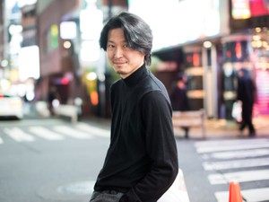 手塚マキさん「新宿・歌舞伎町　人はなぜ＜夜の街＞を求めるのか」インタビュー　コロナ禍を生き抜く「多様性の街」は今
