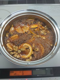 小3のときに夏休みの宿題でお父さまに教わりながらつくったというクラフトコーラ／4児の父さん（@kt6666g）提供