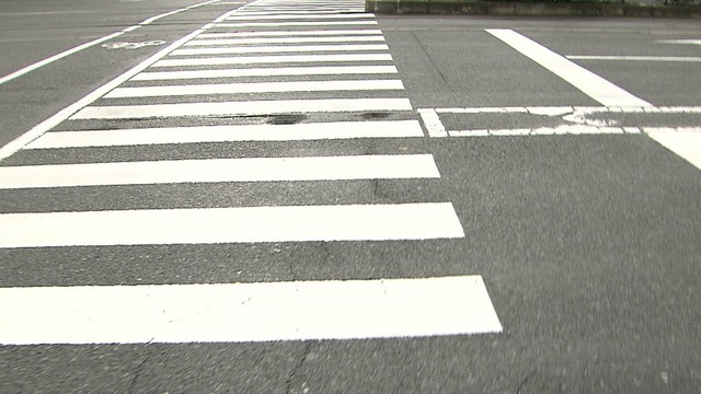 信号機のない横断歩道での一時停止　岡山66.9％　香川46.0％　5年前は10％前後