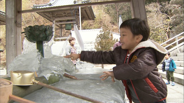 寒いからこそ見られる光景！八十八番札所・大窪寺の「氷の世界」 香川・さぬき市