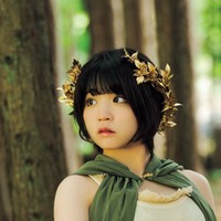 「週刊SPA!」（扶桑社）2025年8月26日発売号に登場した根本凪＝撮影：鈴木ゴータ、ヘアメイク：哘絵美子、スタイリング：菊池文子