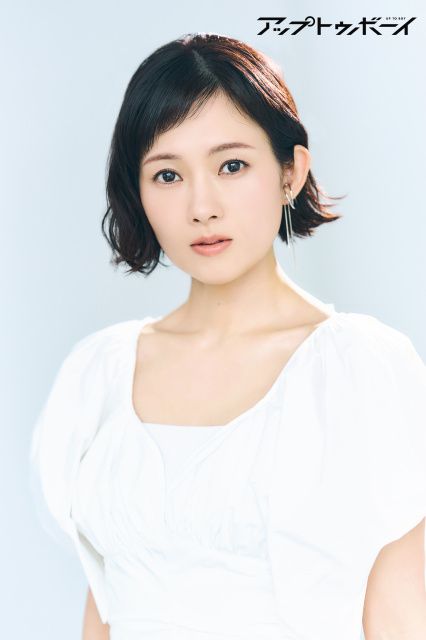 【送料無料】安倍なつみさん掲載ページ（ポスターサイズ）#2436 安倍なつみ／一人ぼっち 新品 店頭告知ポスター 2004年当時物 モー娘