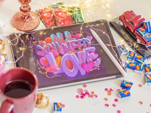 2次元の推しに恋して彼を振った。世界にはまだ知らない愛の形がある