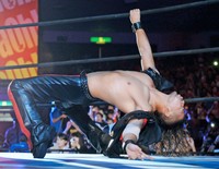 中邑真輔＝2015年8月撮影