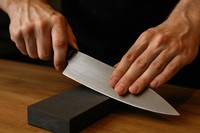 包丁などの刃物を研ぐ道具として知られている「砥石」※画像はAIが作成したイメージです（Sebastian/stock.adobe.com）