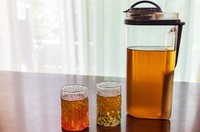 麦茶や緑茶作りに「冷水ポット」が大活躍※画像はイメージです（木村　亨/stock.adobe.com）