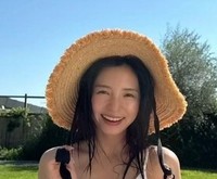 「FLASH」（25年9月30日発売号）に登場した入来茉里のオフショット　本人のインスタグラム（@iriki.mari_official）より＝2025年9月30日投稿