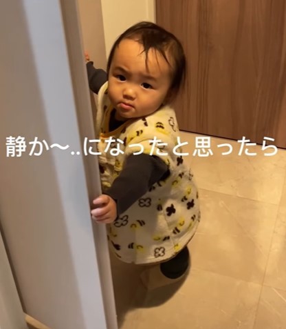 3人目はイタズラも一丁前！（提供：＠ku___vlog）
