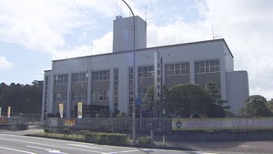 刃物のようなもの持った男の目撃情報　付近では４日前にも同じような通報　宮城・亘理