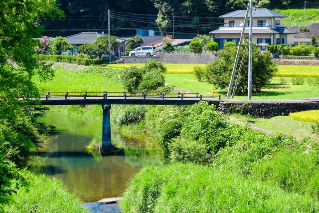 長く安全に住める家を選びたいですね※画像はイメージです（mugi/stock.adobe.com/）