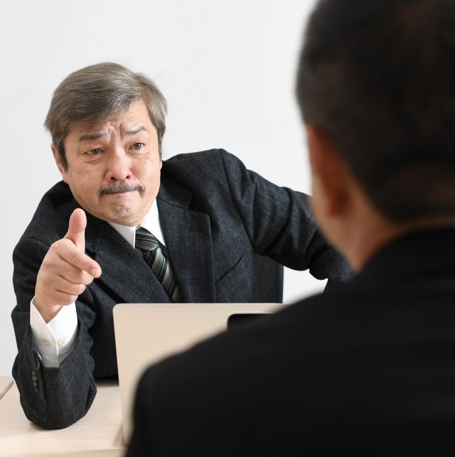 パートナーの兄からの冷たい言葉　※画像はイメージです（こうまる/photoAC）